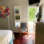 Guest house Side